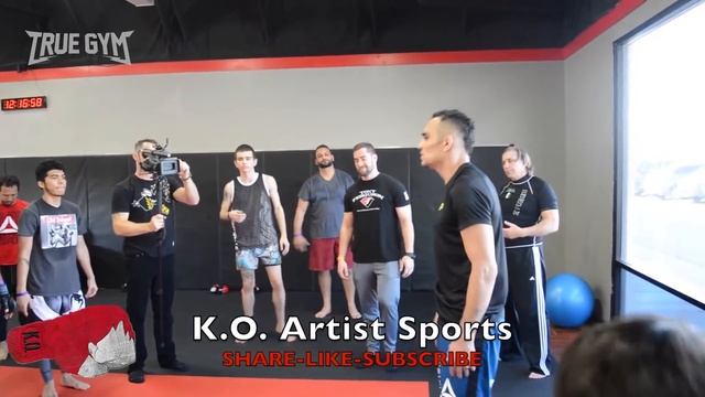 Тони Фергюсон дает советы бойцам / Правило 10 дыханий перед боем смотреть онлайн