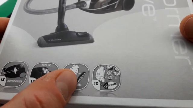 Поролоновый чёрный микрофильтр Electrolux AAM, ACX, AAC, AJM, ASC, ZAC, ZAM, ZCX, ZE, ZJM, ZSC, ZUP