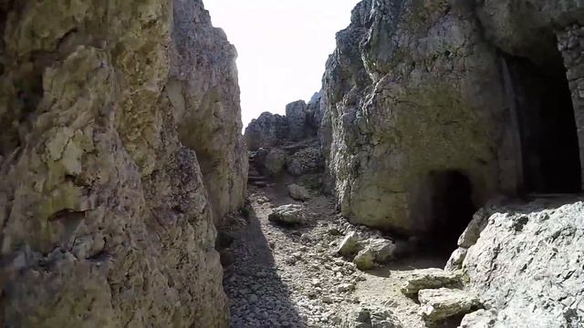 Salita sul Sass di Stria (Dolomiti - Passo Valparola) - 10 Settembre 2016 смотреть онлайн