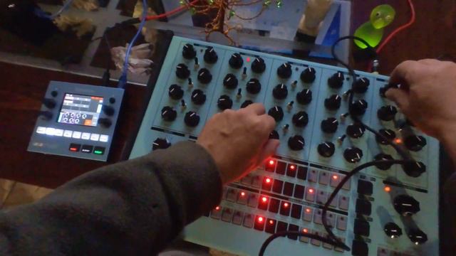 Erica Synths Perkons HD-01 is a Beast смотреть онлайн