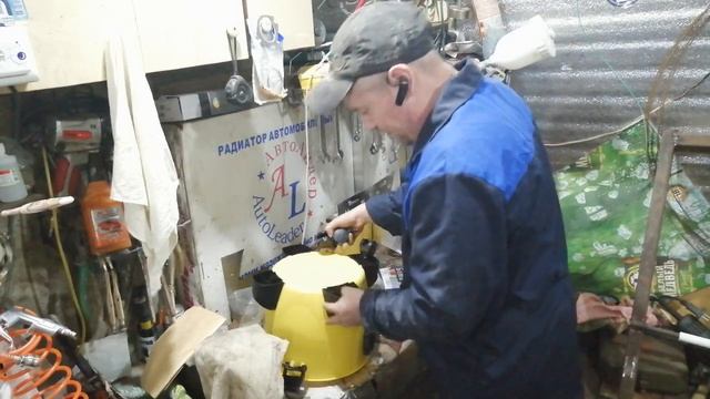 Распоковка пылесоса с Леруа Мерлен, для гаражыка... смотреть онлайн