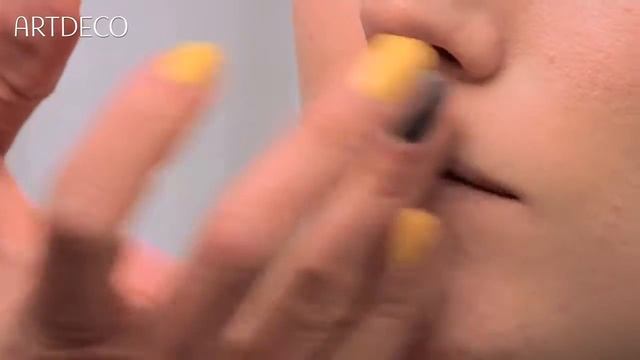 Уроки макияжа из серии косметики Artdeco Beautiful Life 1 смотреть онлайн