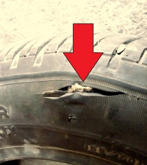 БОКОВОЙ ПОРЕЗ ШИНЫ. Стоит ли делать РЕМОНТ ШИНЫ при БОКОВОМ ПОРЕЗЕ? Срочно на шиномонтаж?