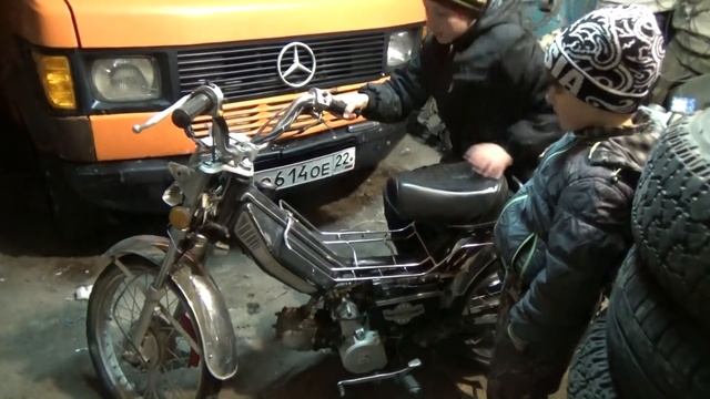 Зимние покатушки на мопедах. смотреть онлайн