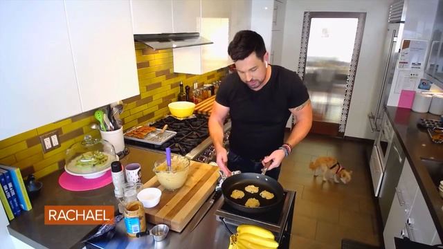 How To Make Naturally Sweet PB&J Pancakes | Healthy Breakfast Recipe From Chef Ryan Scott смотреть онлайн