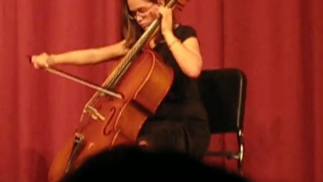 Bach Cello Suite 1 Menuet смотреть онлайн