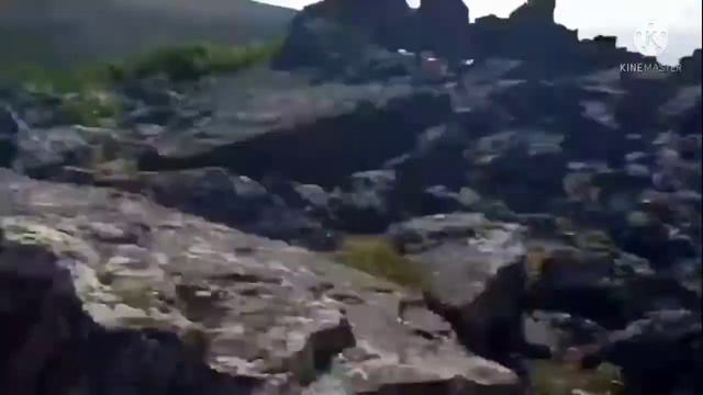 Поход на "Каменный венец" смотреть онлайн