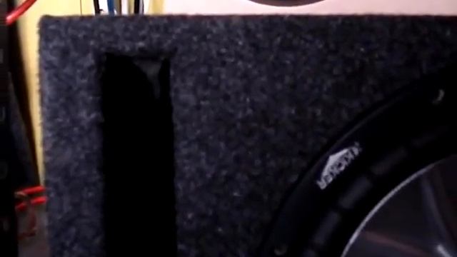 HIFONICS BRZ1200.1D FOR 2 KICKER CVR смотреть онлайн