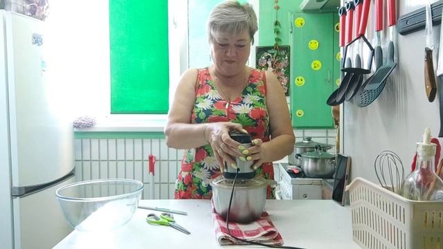 Свиные котлеты с добавлением кабачков. смотреть онлайн
