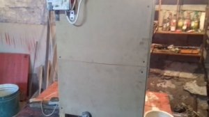 Автокормушка для птицы (кур).