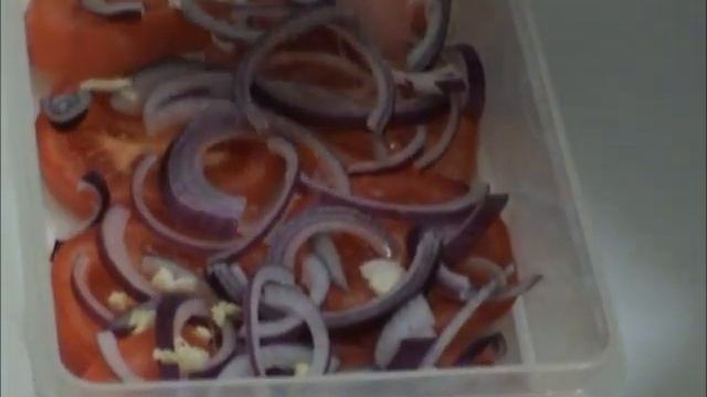 Очень вкусная закуска из помидоров Весь секрет в маринаде смотреть онлайн
