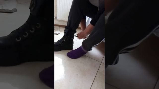 Купили обувь в конец сизон а!!! смотреть онлайн