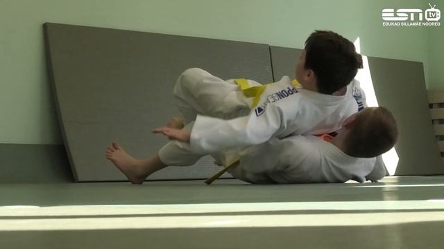 Обзорное видео с тренировки по дзюдо в Силламяэ смотреть онлайн