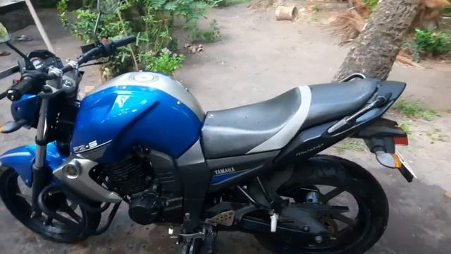 Fz-s V1 2010 model Perl Blue and silver смотреть онлайн