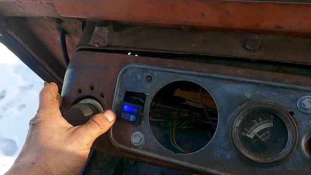 ТРАКТОР Т-25, ПЕРВЫЙ выезд, ОБЗОР после РЕМОНТА смотреть онлайн