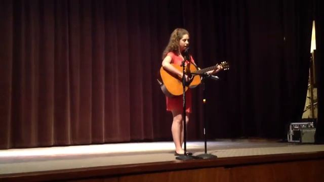 Zahava Lior performs her song: "Blue Rose Samba" смотреть онлайн