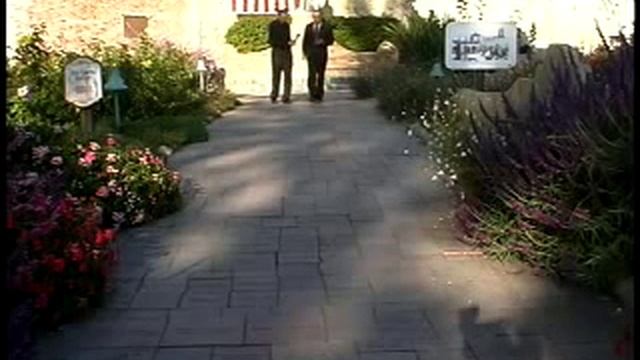 Mission San Juan Capistrano Tour смотреть онлайн