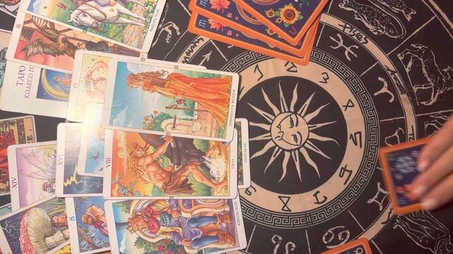 4 Варианта Что у него (неё) с другой другим #таро #расклад #отношения #быаший #бывшая смотреть онлайн