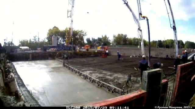 Бетонирование перекрытия закрытой секции тоннеля смотреть онлайн