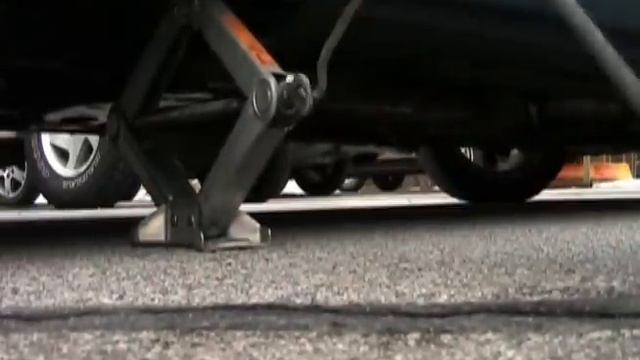 Lifting Infiniti G35 rear tire смотреть онлайн