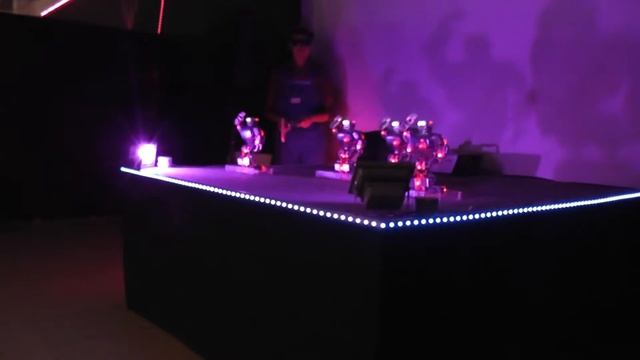 Танец роботов робобилдеров смотреть онлайн