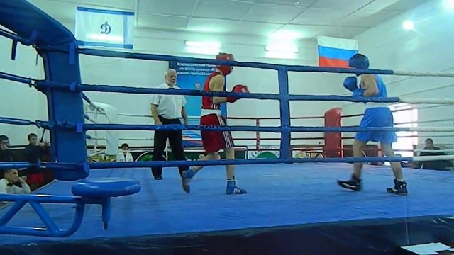 Соревнования по боксу | Третий разряд против Первого | Нокаут! смотреть онлайн