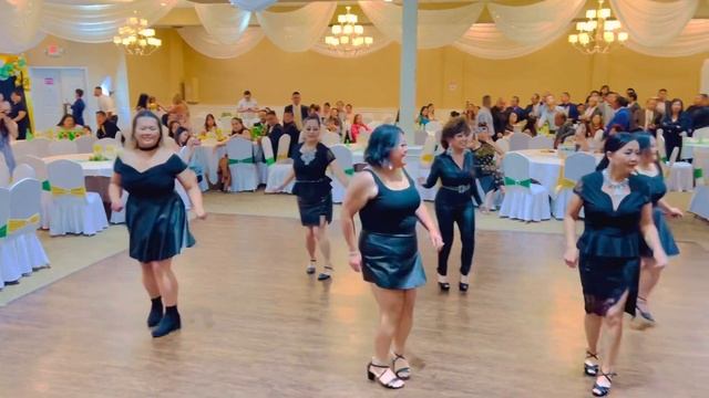 Seev Cev line Dance at Chiana/pajai Vue’s graduation 7/23/22 смотреть онлайн