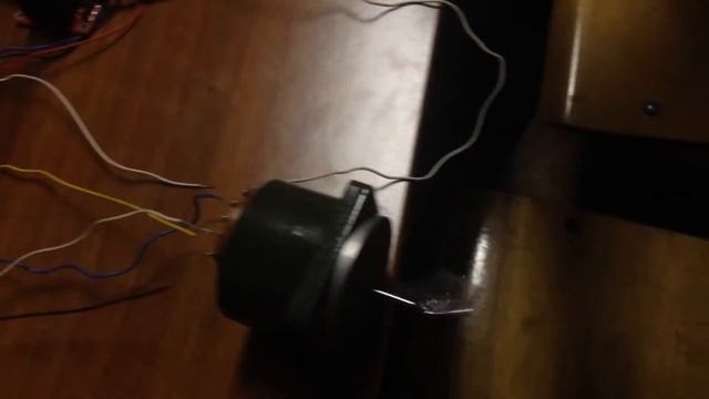 Raspberry pi + L298N + Шаговый движок + 2 мертые розетки = magic смотреть онлайн