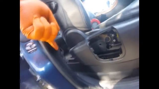 How to remove a Land Rover switch seat switch/Как снять реле переключатель сидений Land Rover смотреть онлайн