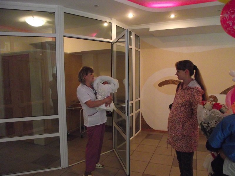 А вот так вышла в жизнь наша внучка Полина. смотреть онлайн