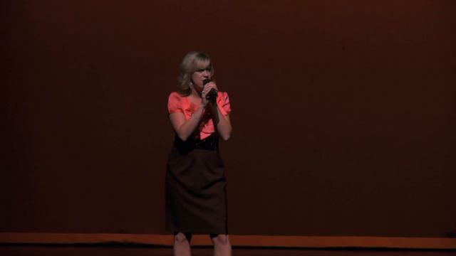 Live Performance of Richelle Talbot singing "Held" at 'Families for Orphans' Benefit Concert смотреть онлайн