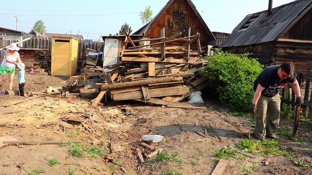 Опять доски. Покрасили туалет смотреть онлайн