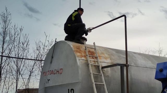 Сварочные работы в автопарке⚡⚡⚡ смотреть онлайн