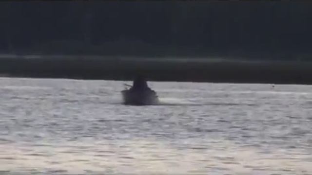 Лодка Казанка и лодочный подвесной болотоход BAWAD смотреть онлайн