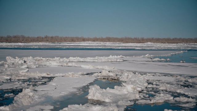 Ледоход на рыболовной базе Ветлянка 31.03.18 смотреть онлайн