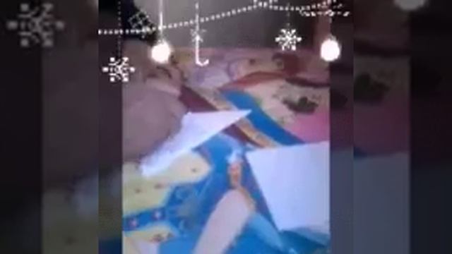 Как сделать снег из бумаги смотреть онлайн