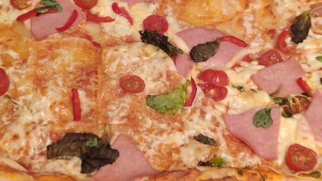 Быстрый завтрак из соленого теста. Пицца. #еда#быстроивкусно#пицца#завтрак