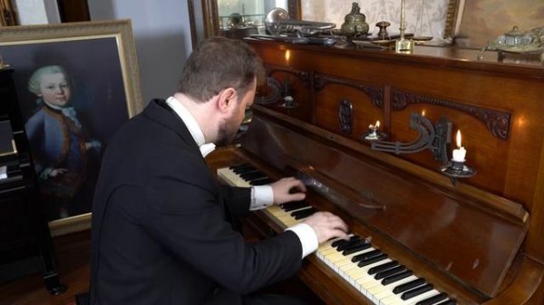 Can You Hear the Difference Between a Tuned and Out of Tune Piano?