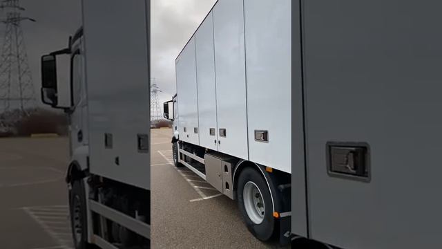 Mercedes-Benz Actros 1835