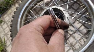 подшипники и спицы заднего колеса на racer tourist RC150-23A 161fmj