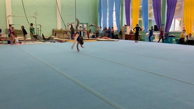 Соревнования по спортивной гимнастике ? смотреть онлайн