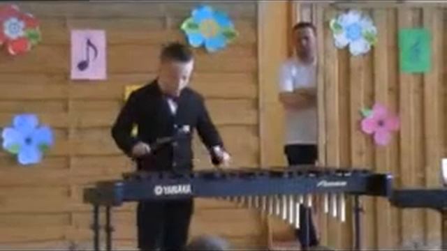 Janek gra Taniec z Baletu Jezioro Łabędzie! Ksylofon Trzciel 2013 смотреть онлайн