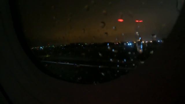 AM FUGIT IN BARCELONA - HAOS IN AEROPORT смотреть онлайн