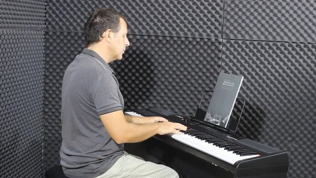 פסנתר חשמלי: ARTESIA PERFORMER смотреть онлайн