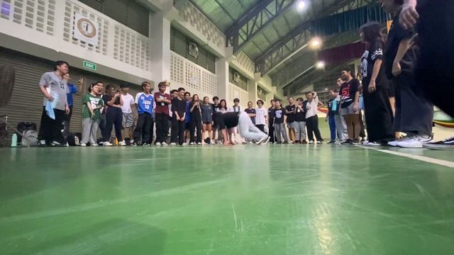 TimetoBreak goes to Bboy Haslah's workshop in UPLB with UPStreet Jazz смотреть онлайн