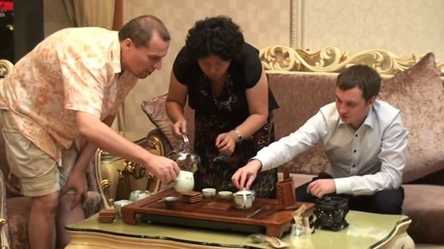 Ресторан морепродуктов в Гуанчжоу 广州海鲜 смотреть онлайн