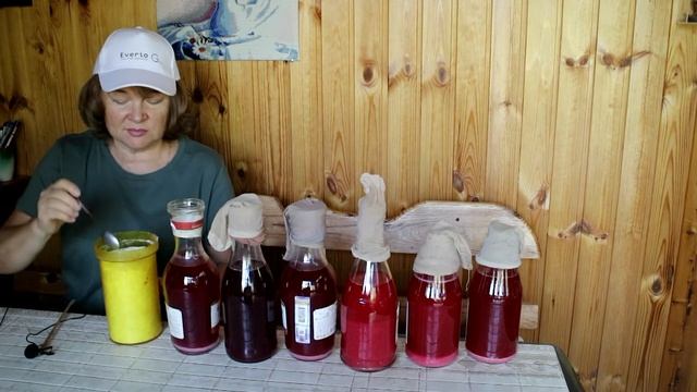383_Уксус из красной смородины. Прошло 2 недели...Плюс рецепт уксуса из ягодных отжимок смотреть онлайн