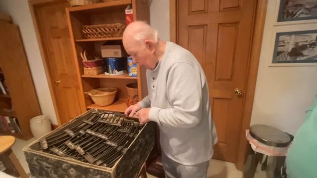 RETURNING to the 50 Year-Old Hobby Shop... (it's legendary) смотреть онлайн