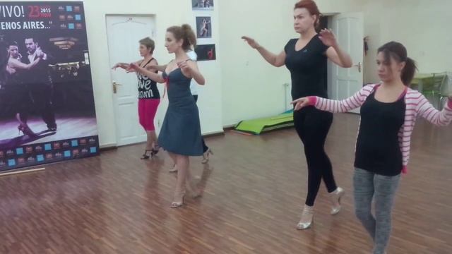 Женские техники танго с Каринэ смотреть онлайн