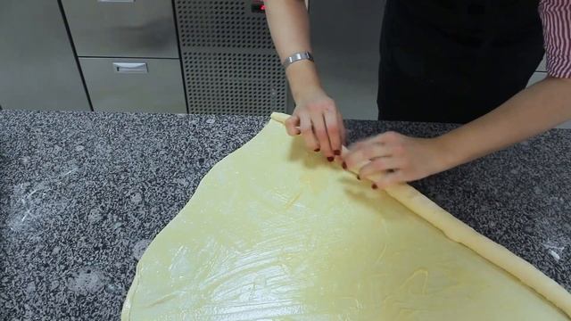 САМСА с овощами из слоеного теста смотреть онлайн